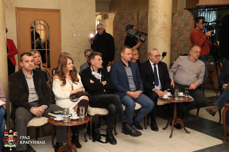 Савет за здравље – без панике и уз појачане мере хигијене