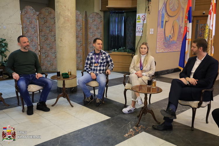 Крагујевачки стрелци освојили бронзану медаљу на Светском купу у Каиру