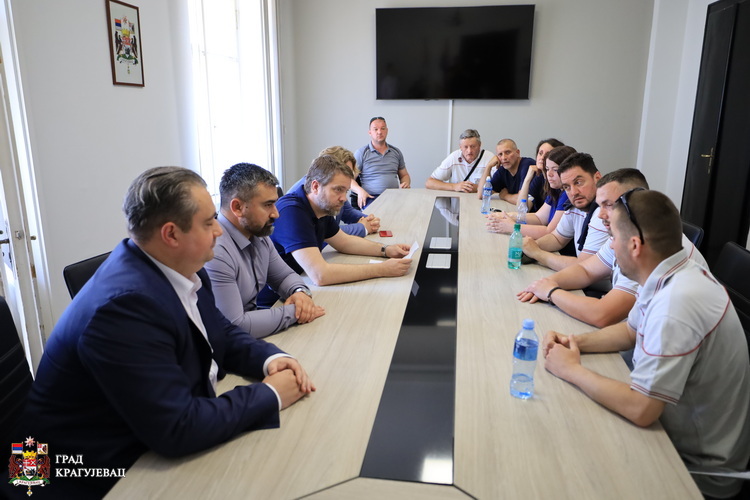 Град ће увек стати иза својих Крагујевчана