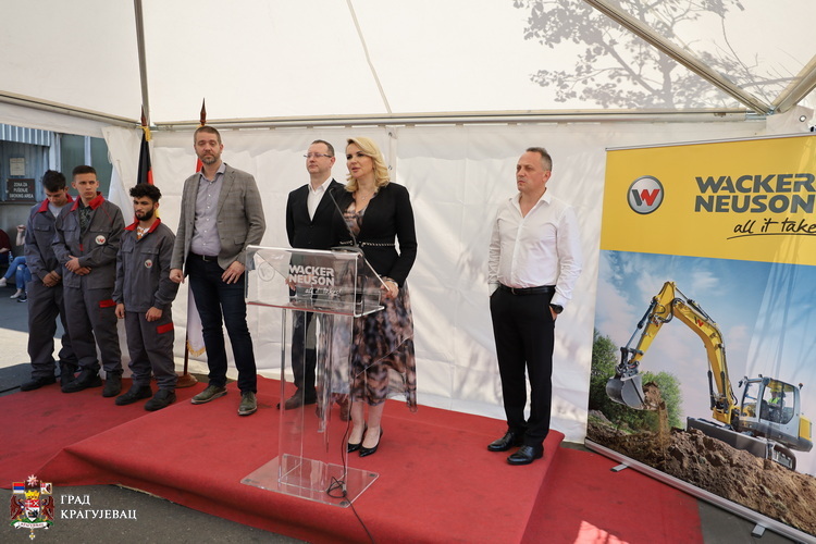 Wacker Neuson у Крагујевцу обележио 15 година пословања