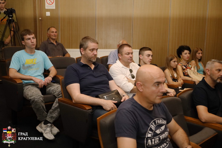 Војно и цивилно ваздухопловство у Шумадији током два светска рата