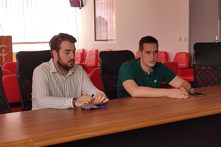 Представљена платформа „Бирам успех“