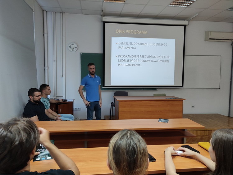 Počela letnja škola informatike i modeliranja