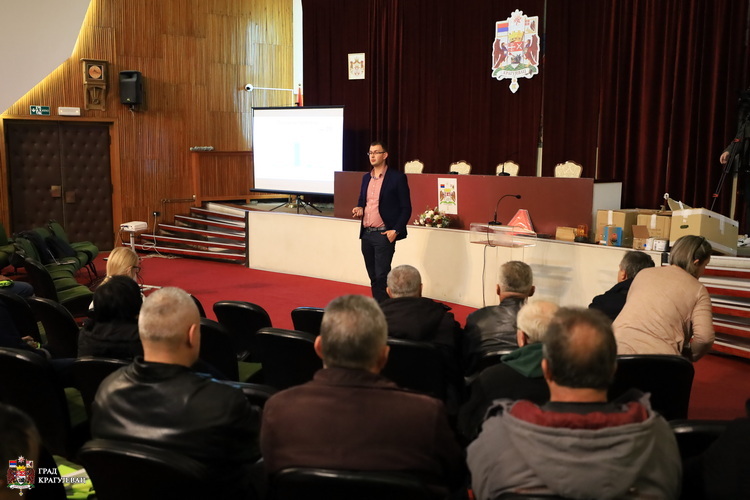 Едукативна трибина за возаче трактора