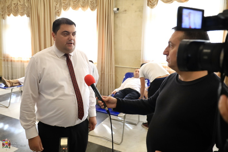 Традиционална акција добровољног давања крви за запослене у Градској управи