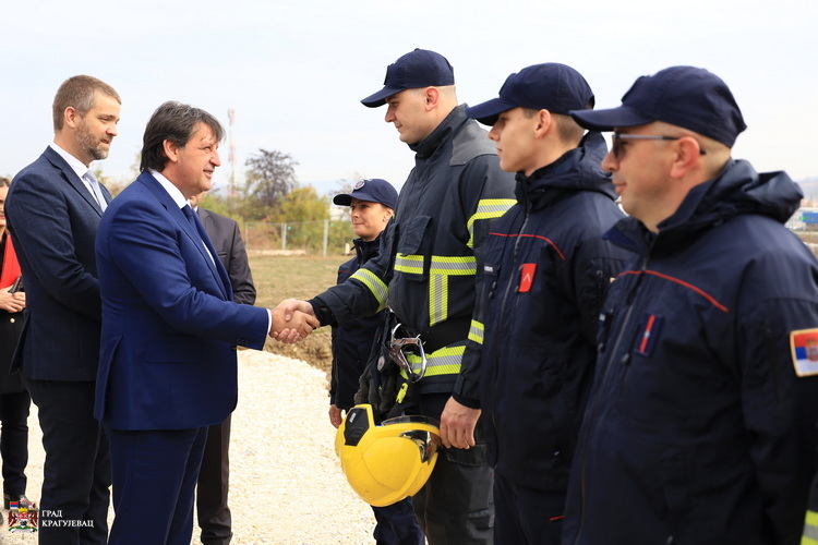 Положен камен темељац за нови Ватрогасни дом