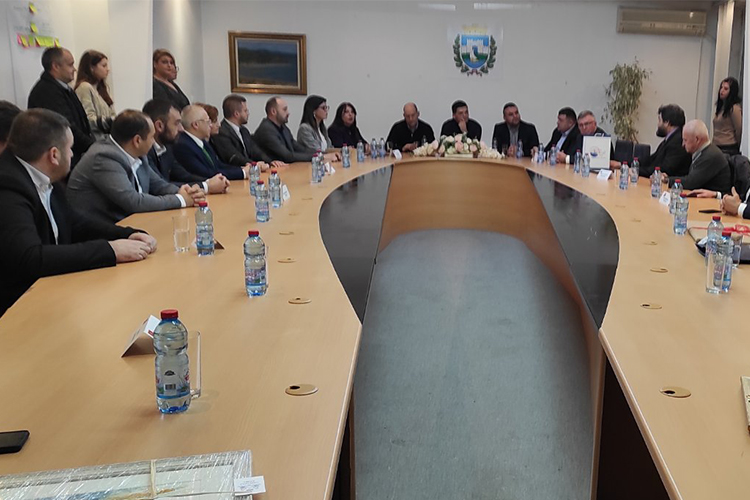 Делегација града Крагујевца посетила побратимски град Охрид