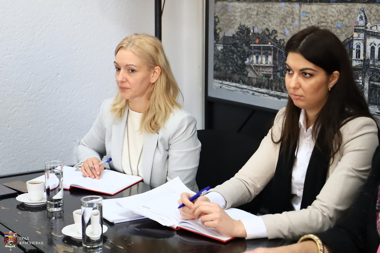 Социјална инклузија Рома и Ромкиња кроз програме подстицања запошљавања